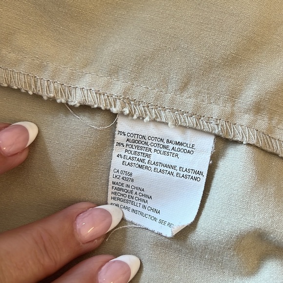 MEXX Ladies Vest with great stretch khaki colour. Great for spring and fall days - Picture 7 of 8